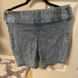 Junior’s size large jean like biker shorts. Fits more like a medium. Never worn